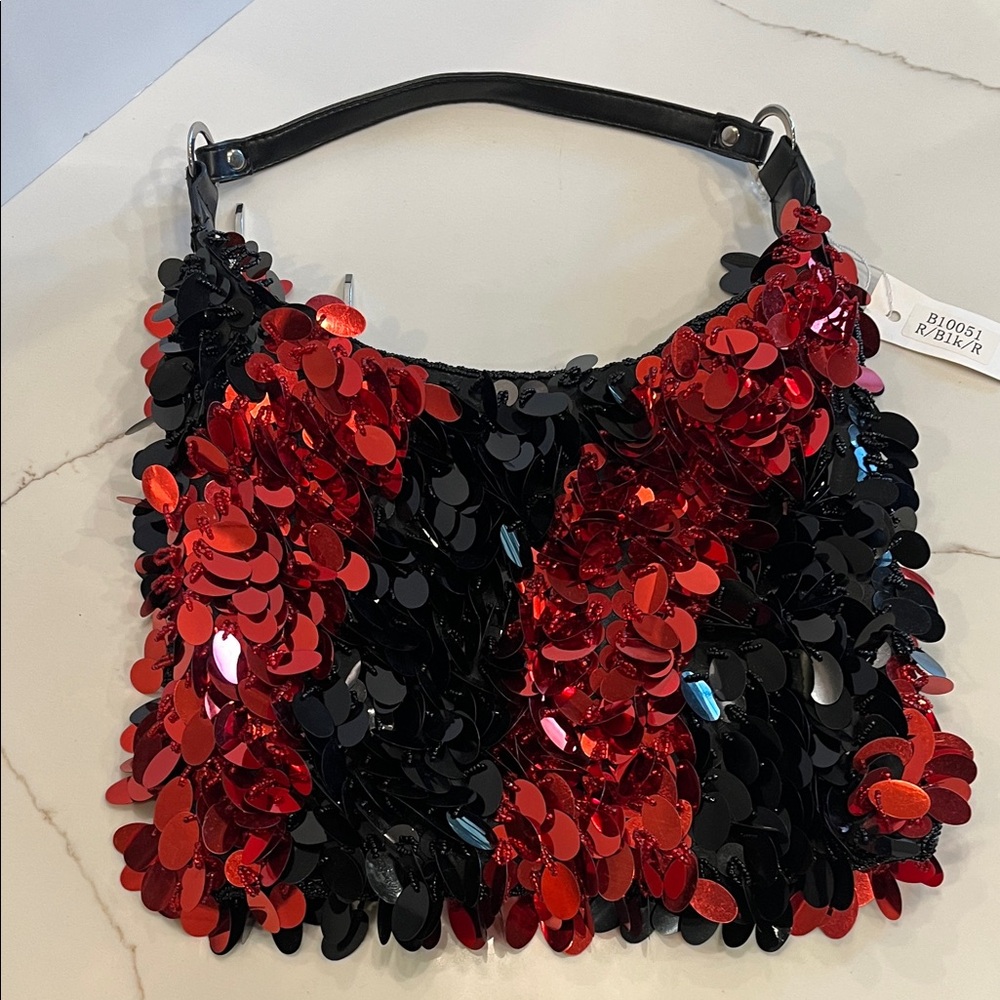 Sequin Black and Red Bag & Beads & zipper closure. Great for the Holidays. NWT